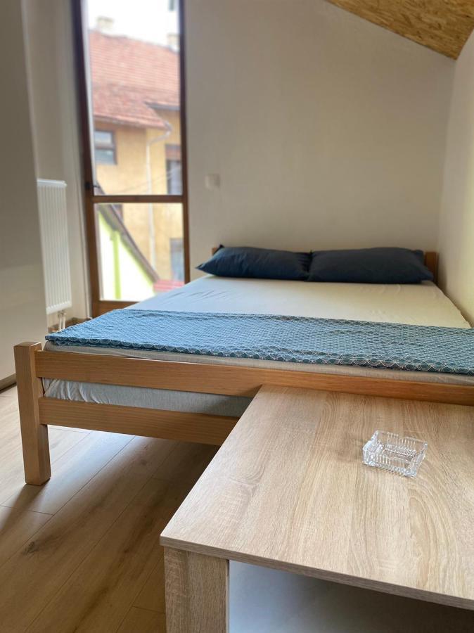 Elem Apartmani Skver Tuzla Exterior foto
